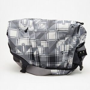 Vintage Y2K L.L.Bean Plaid Nylon Laptop Messenger Bag Commuter Crossbody